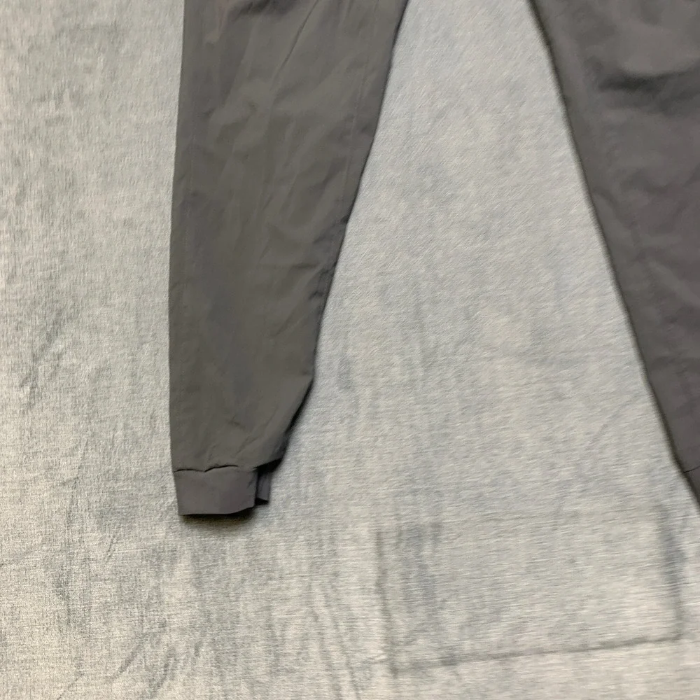 Patagonia Worn Wear Terrebonne Joggers Pants Mens S Gray Tapered Leg Drawstring